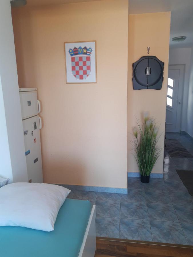 Apartmani Kalajevo Цриквеница Экстерьер фото