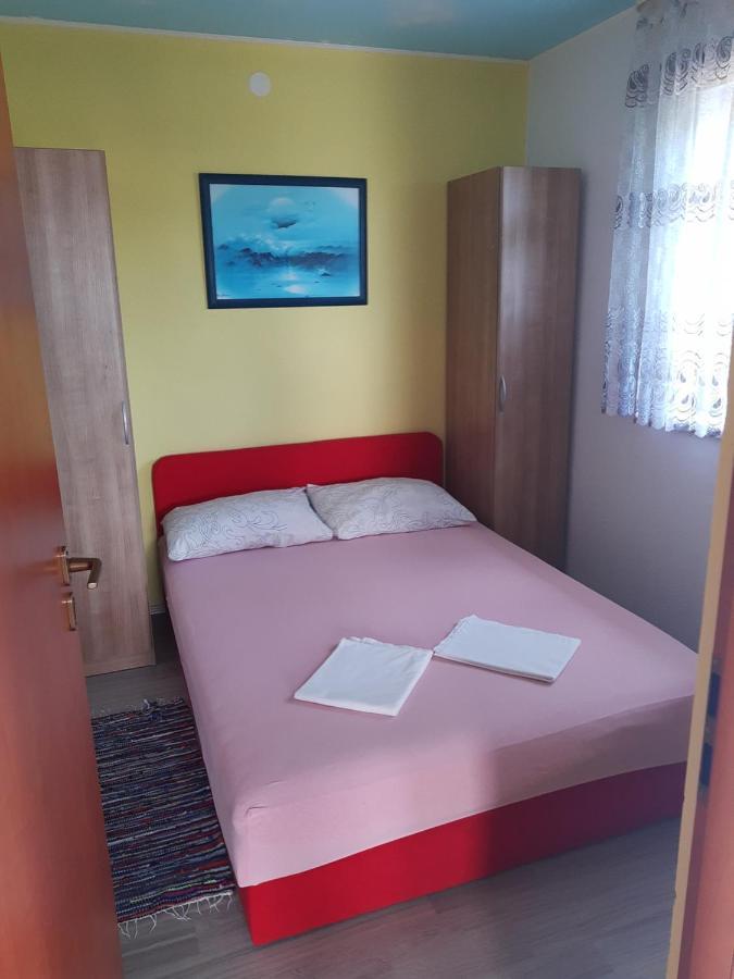 Apartmani Kalajevo Цриквеница Экстерьер фото
